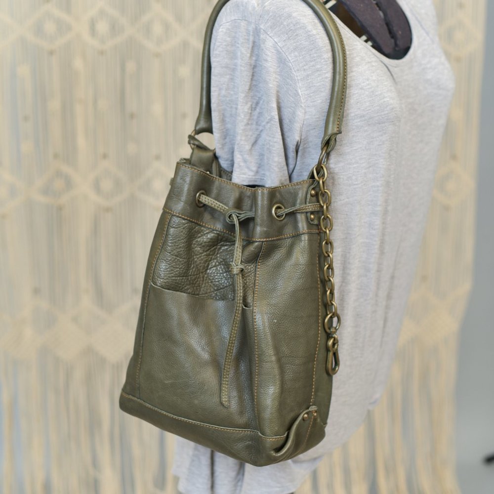 CATERINA LUCCHI VINTAGE GREEN SHOULDER BAG ANTHRO